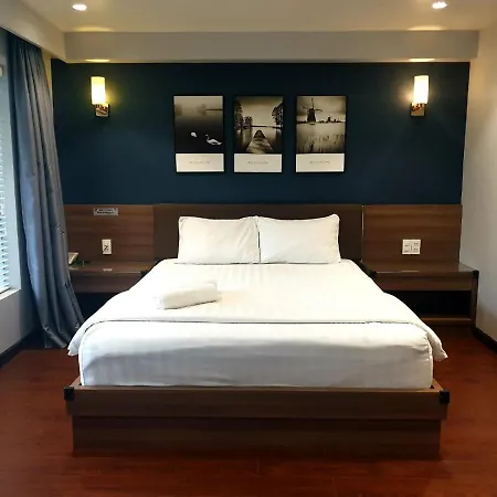 Reddoorz Premium Cloud 9 An Nhon Hotel